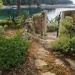 Stiniva Hvar